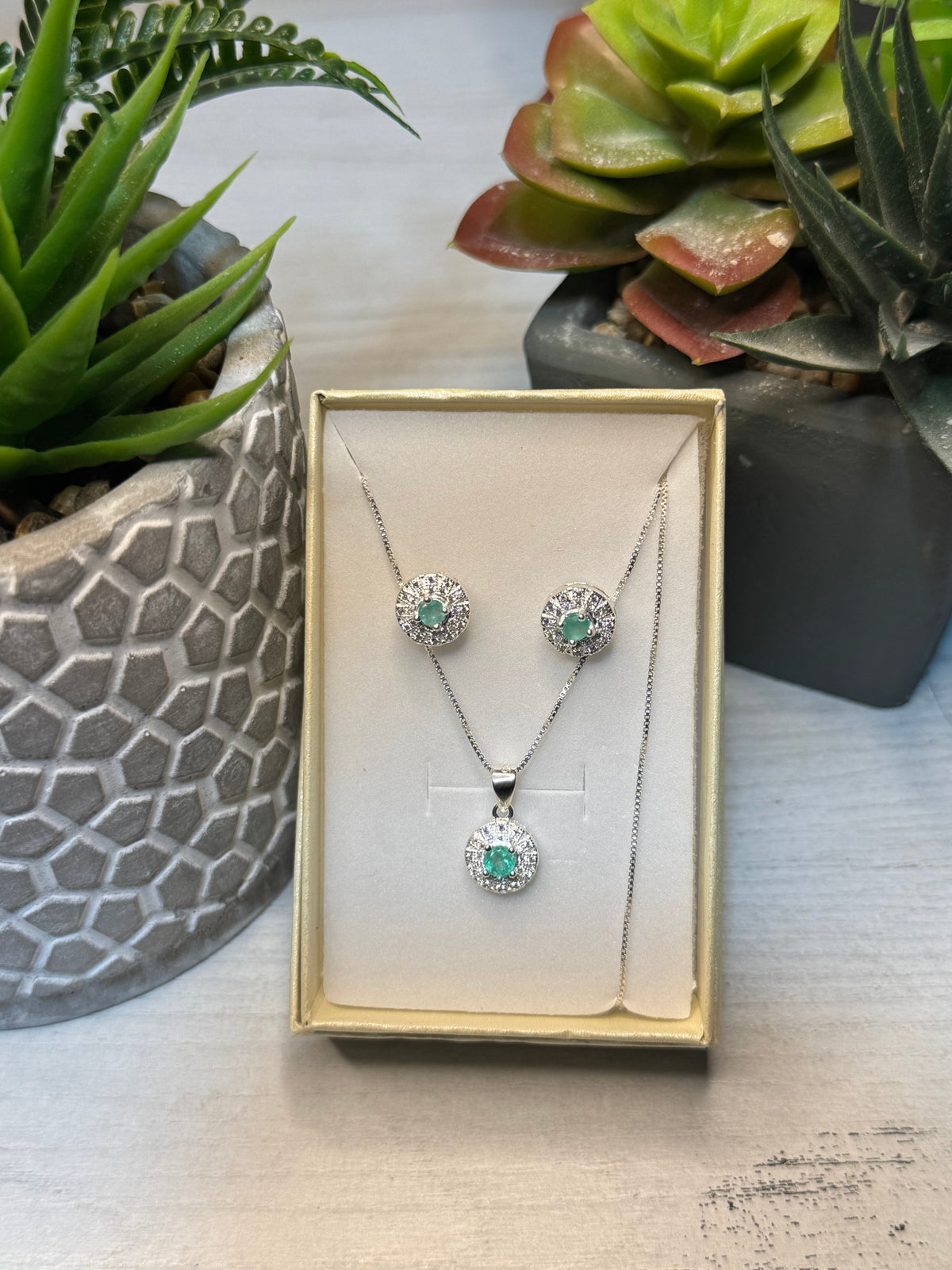 3 trucos para mantener tus joyas de Plata 925 brillantes como el primer día
