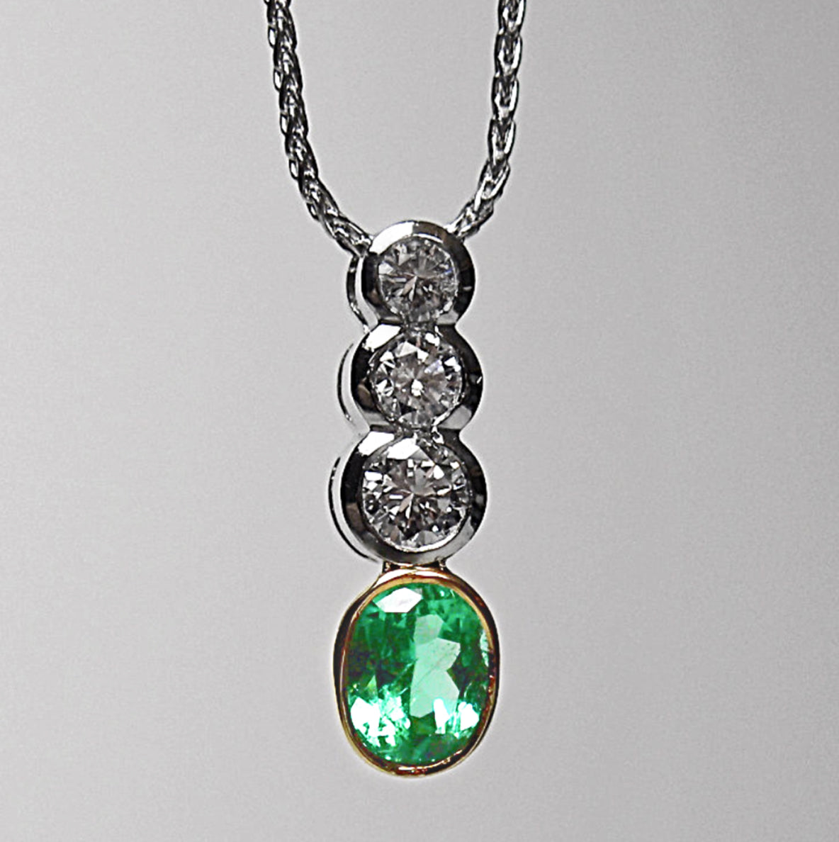 1.50 Estate Natural Diamond and Emerald Pendant Necklace, Platinum and Yellow Gold 18K 