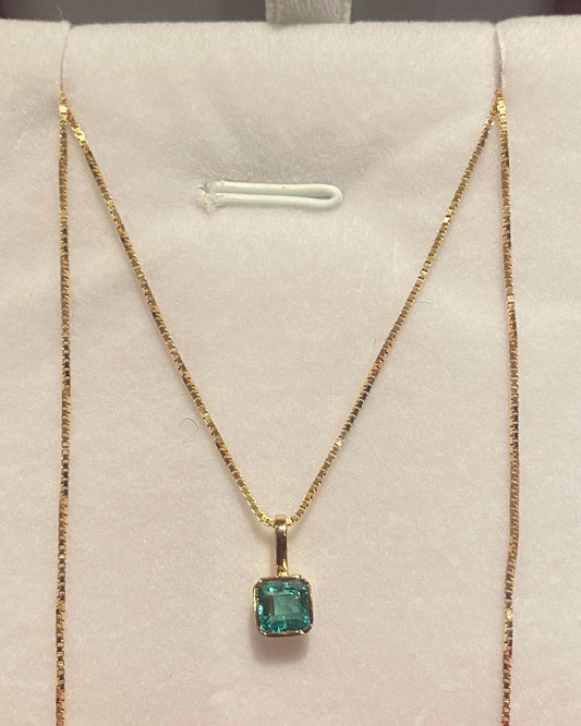 0.25Ct Neckleace, 18K Yellow Gold with 0.25 Ct Colombian Emerald